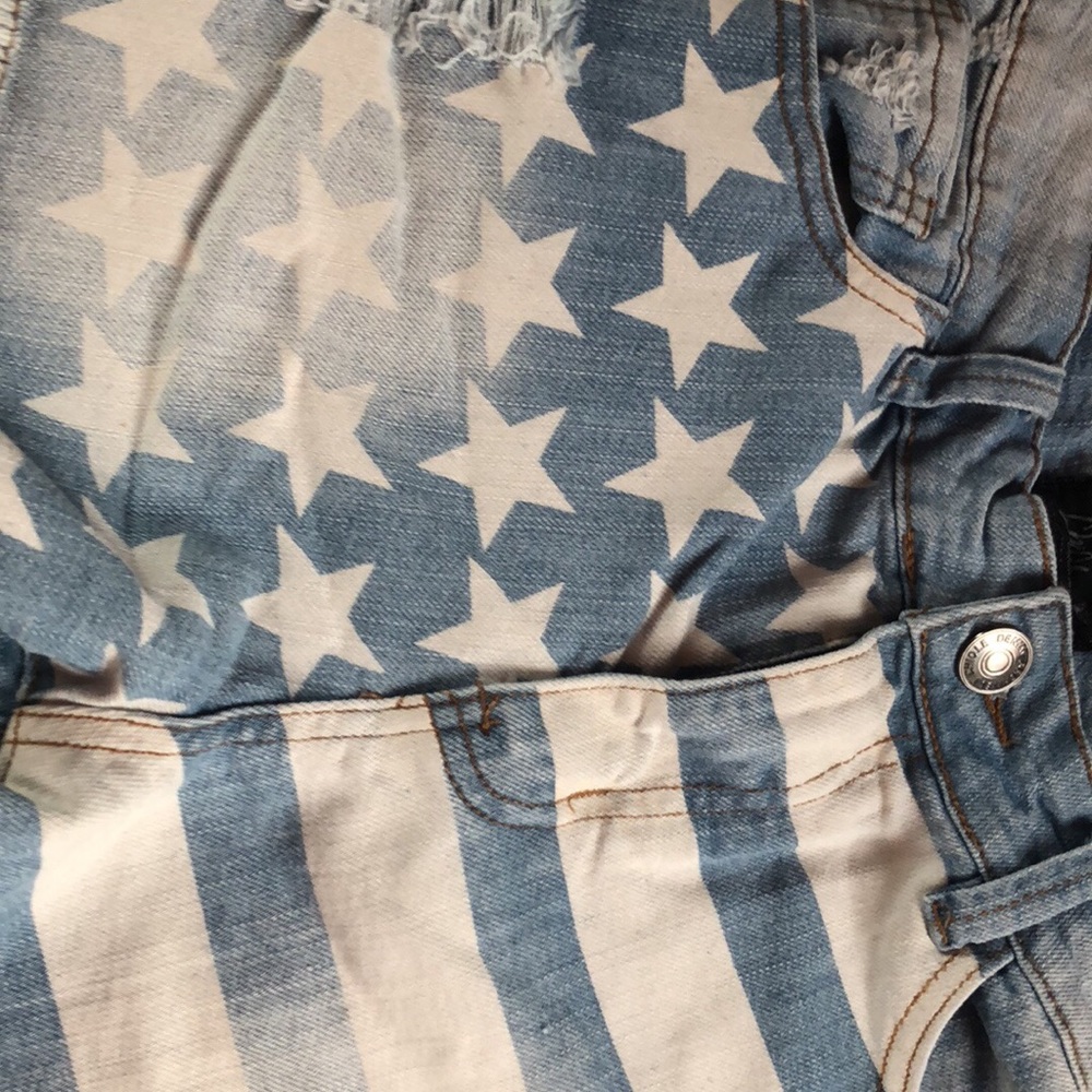 Americana Style Shorts